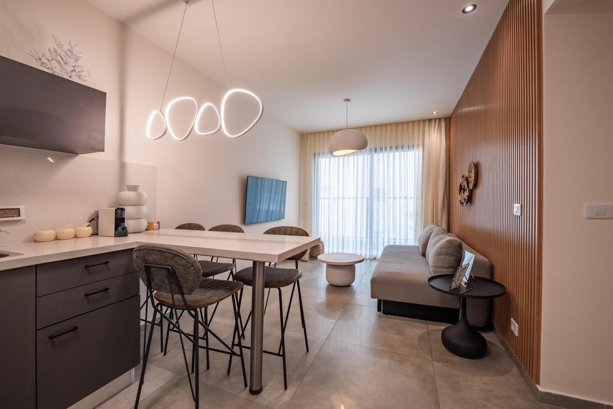 Apartment Boutique - By Harim *